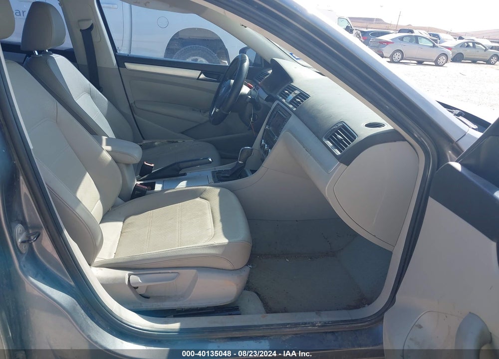 2012 VOLKSWAGEN PASSAT 2.5L SE VIN: 1VWBH7A3XCC044655