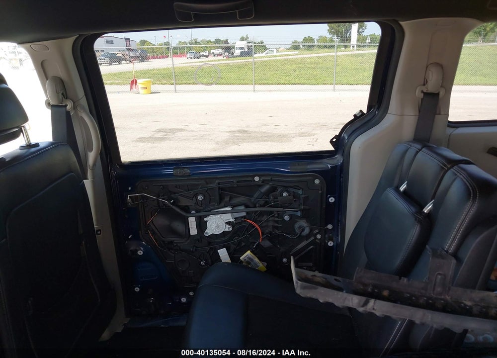 2016 DODGE GRAND CARAVAN SXT VIN: 2C4RDGCG8GR276343