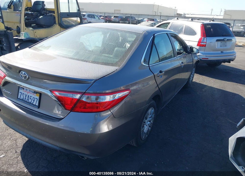 2016 TOYOTA CAMRY SE VIN: 4T1BF1FK4GU244268