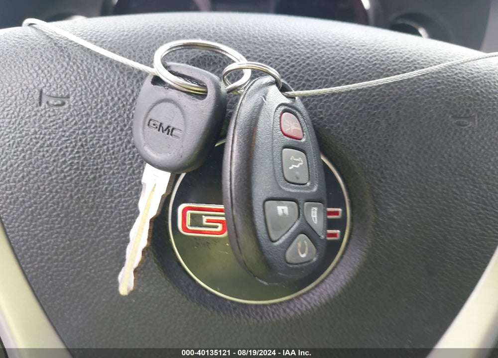 2011 GMC ACADIA SLE VIN: 1GKKRPED0BJ239455