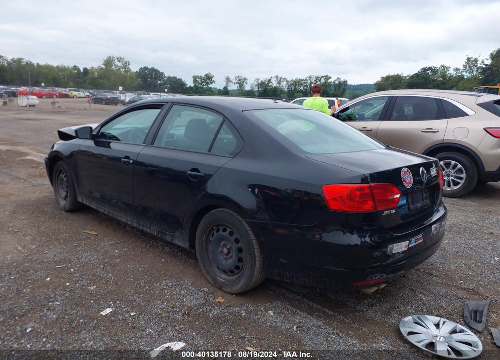 2014 VOLKSWAGEN JETTA 2.0L S VIN: 3VW2K7AJ1EM389266