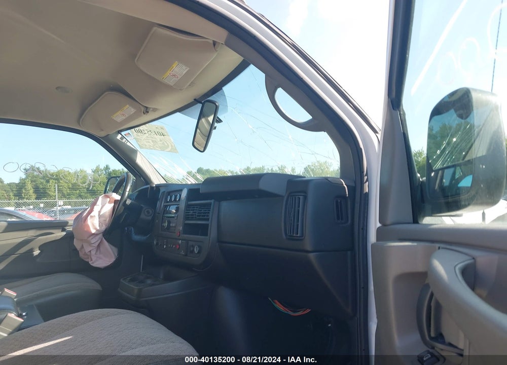 2015 CHEVROLET EXPRESS 2500 WORK VAN VIN: 1GCWGFCF2F1152700