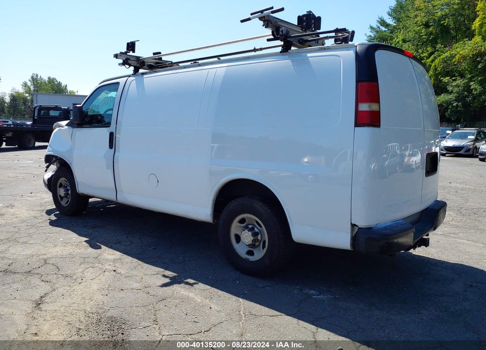 2015 CHEVROLET EXPRESS 2500 WORK VAN VIN: 1GCWGFCF2F1152700