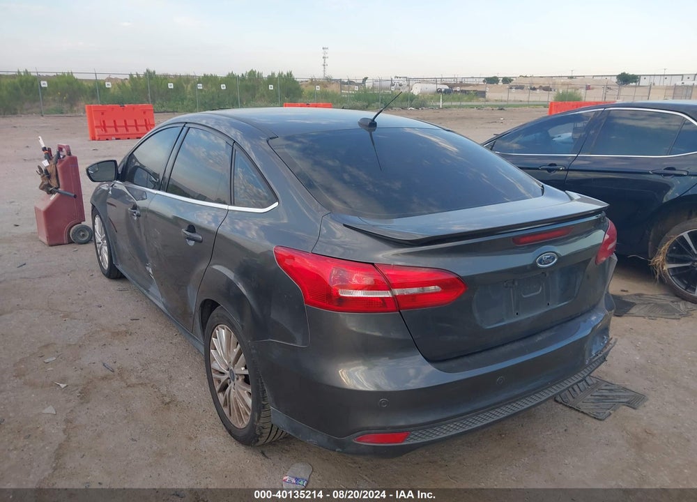 2018 FORD FOCUS TITANIUM VIN: 1FADP3J23JL247369
