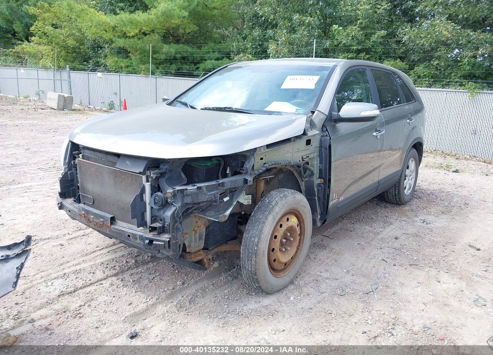 2011 KIA SORENTO LX VIN: 5XYKTCA13BG006154
