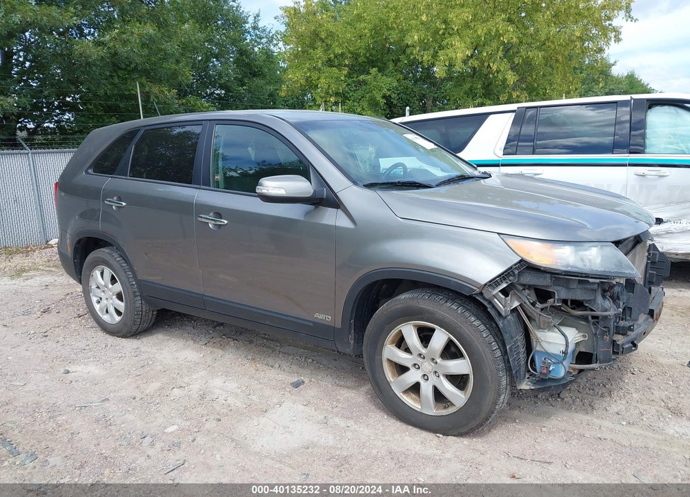 2011 KIA SORENTO LX VIN: 5XYKTCA13BG006154