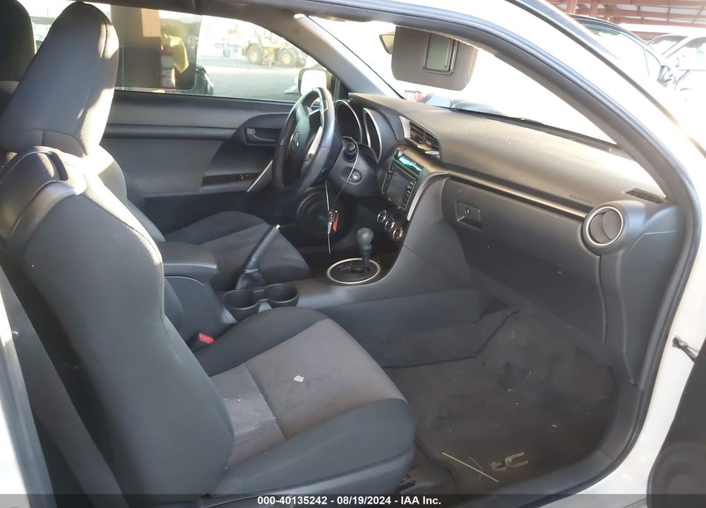 2015 SCION TC VIN: JTKJF5C72FJ000571