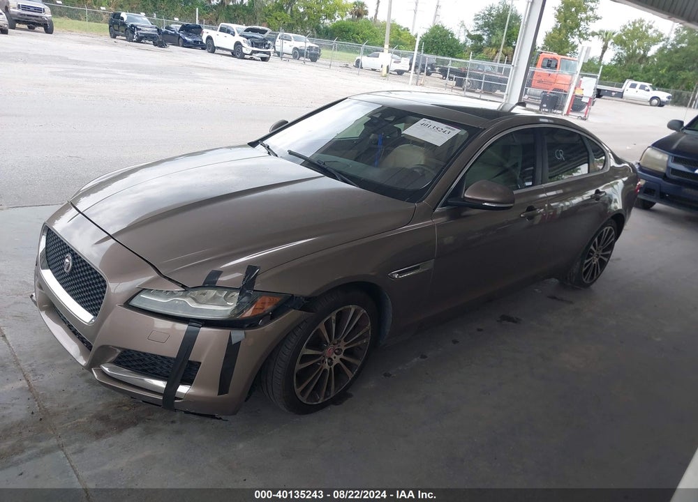2016 JAGUAR XF 35T PRESTIGE VIN: SAJBE4BV8GCY17446