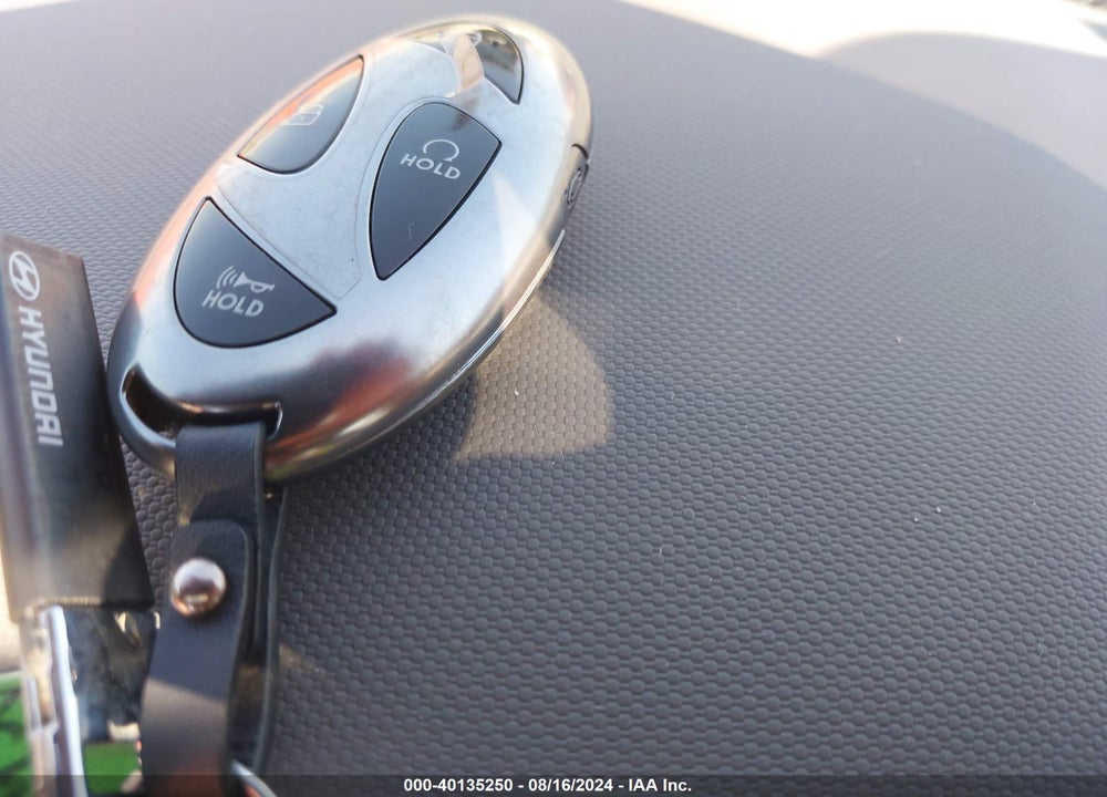 2024 HYUNDAI ELANTRA SEL VIN: KMHLS4DGXRU682151
