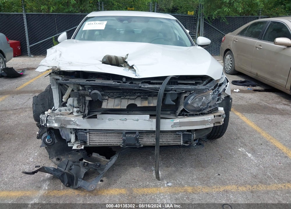 2018 HONDA ACCORD LX VIN: 1HGCV1F10JA078070