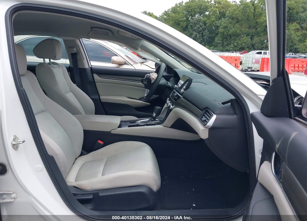 2018 HONDA ACCORD LX VIN: 1HGCV1F10JA078070
