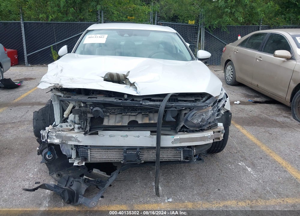 2018 HONDA ACCORD LX VIN: 1HGCV1F10JA078070