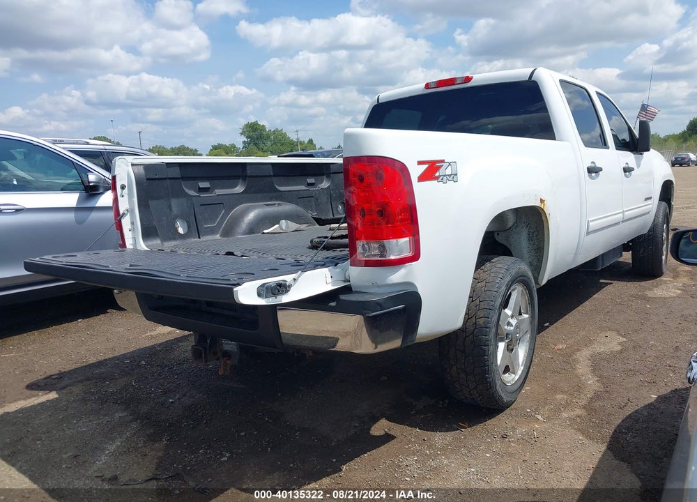 2012 GMC SIERRA 2500HD SLE VIN: 1GT120C83CF155630