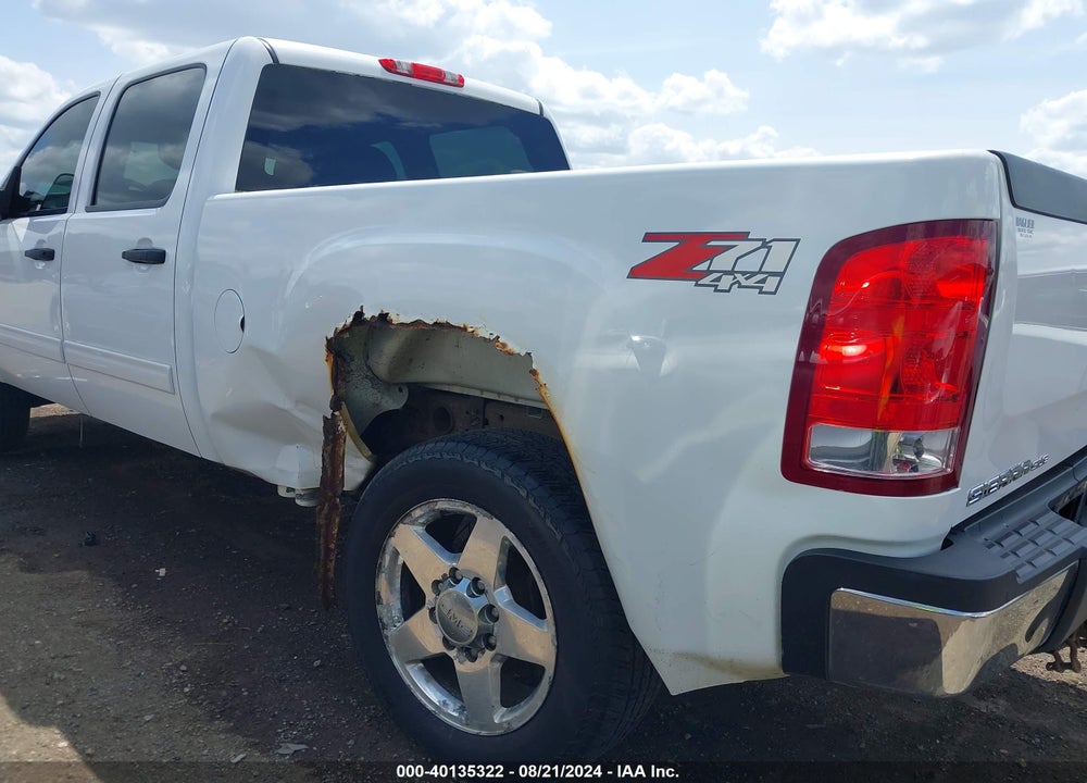 2012 GMC SIERRA 2500HD SLE VIN: 1GT120C83CF155630