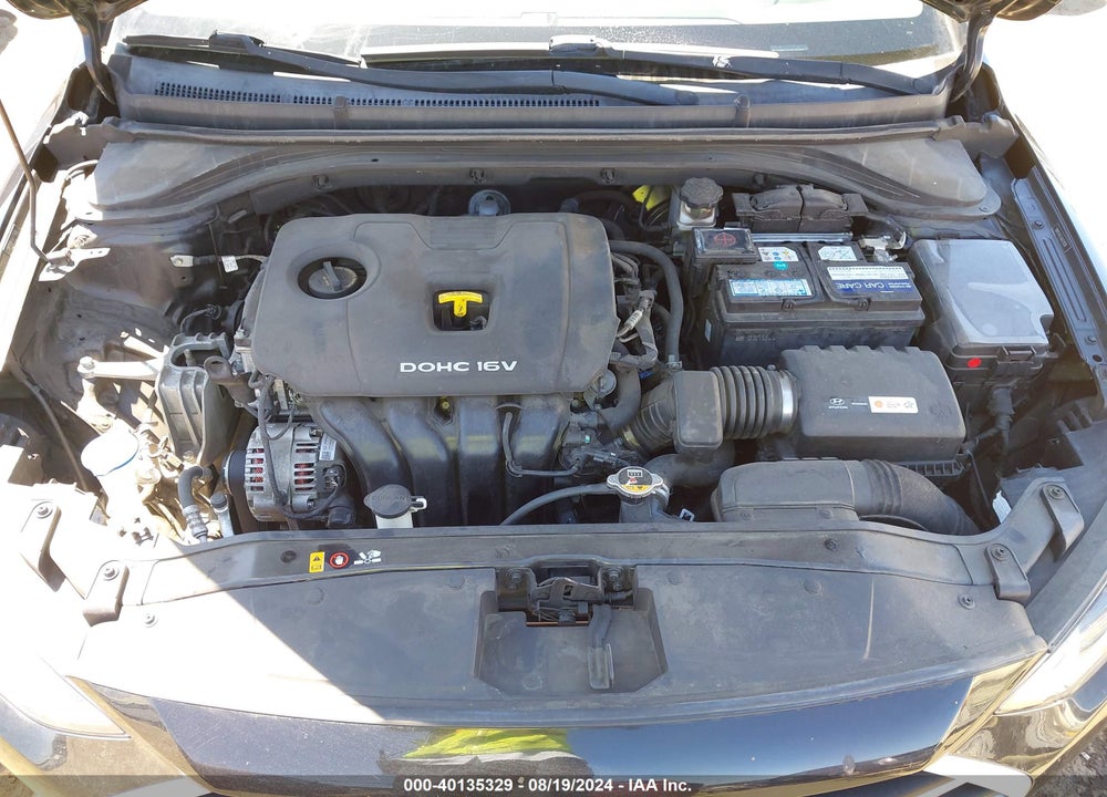 2018 HYUNDAI ELANTRA SE VIN: 5NPD74LF3JH371839