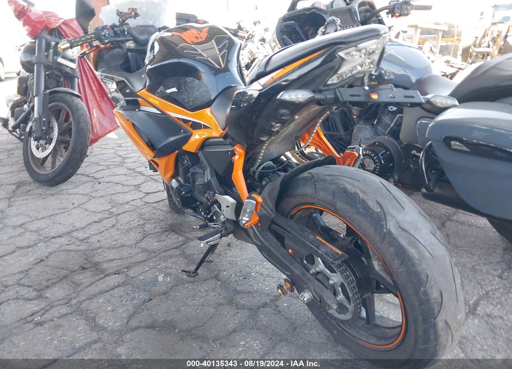 2019 KAWASAKI EX650 F VIN: JKAEXEK1XKDA29924