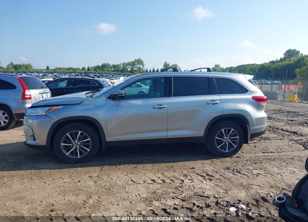 2019 TOYOTA HIGHLANDER HYBRID XLE VIN: 5TDJGRFH8KS072128