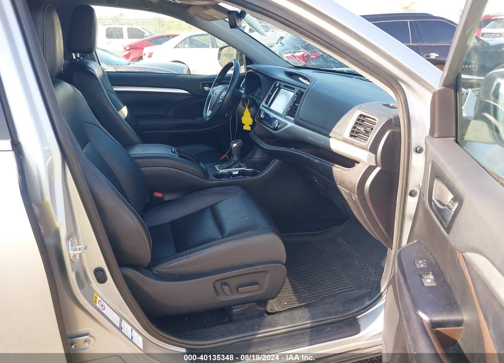 2019 TOYOTA HIGHLANDER HYBRID XLE VIN: 5TDJGRFH8KS072128