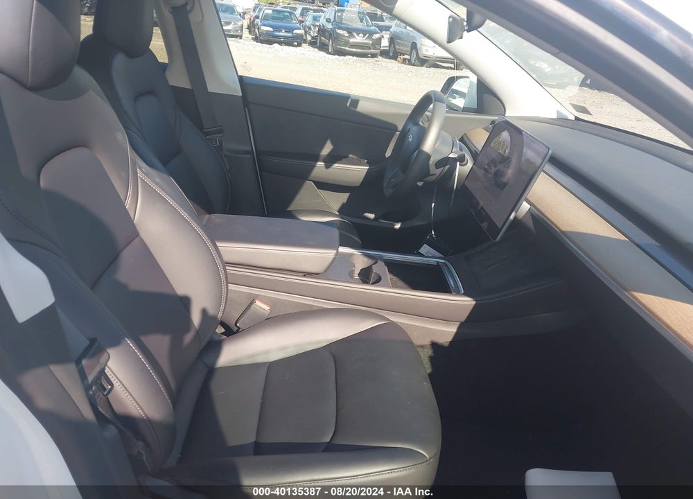 2022 TESLA MODEL Y LONG RANGE DUAL MOTOR ALL-WHEEL DRIVE VIN: 7SAYGAEE7NF393001