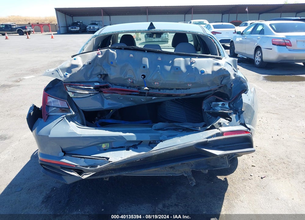 2021 HYUNDAI ELANTRA VIN: KMHLM4AG2MU197106
