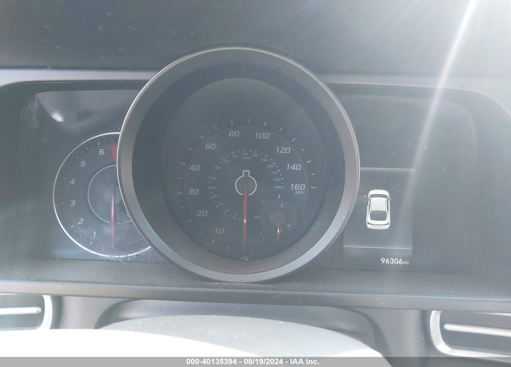 2021 HYUNDAI ELANTRA VIN: KMHLM4AG2MU197106