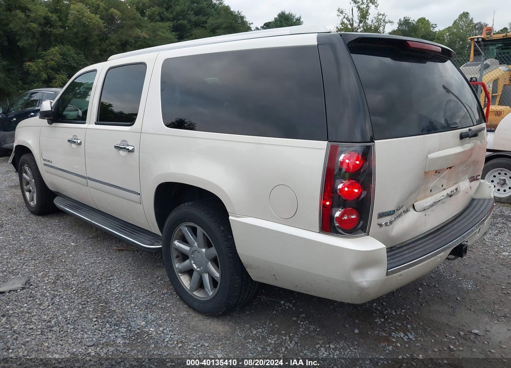 2012 GMC YUKON XL 1500 DENALI VIN: 1GKS2MEF1CR284167
