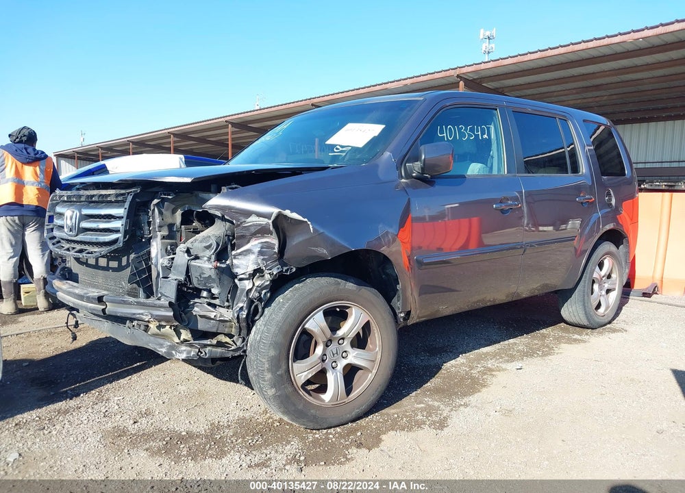 2015 HONDA PILOT EX VIN: 5FNYF3H45FB018028