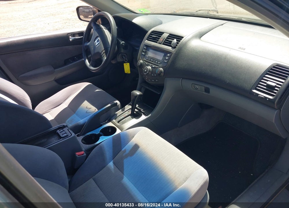2003 HONDA ACCORD 2.4 LX VIN: JHMCM56333C004531