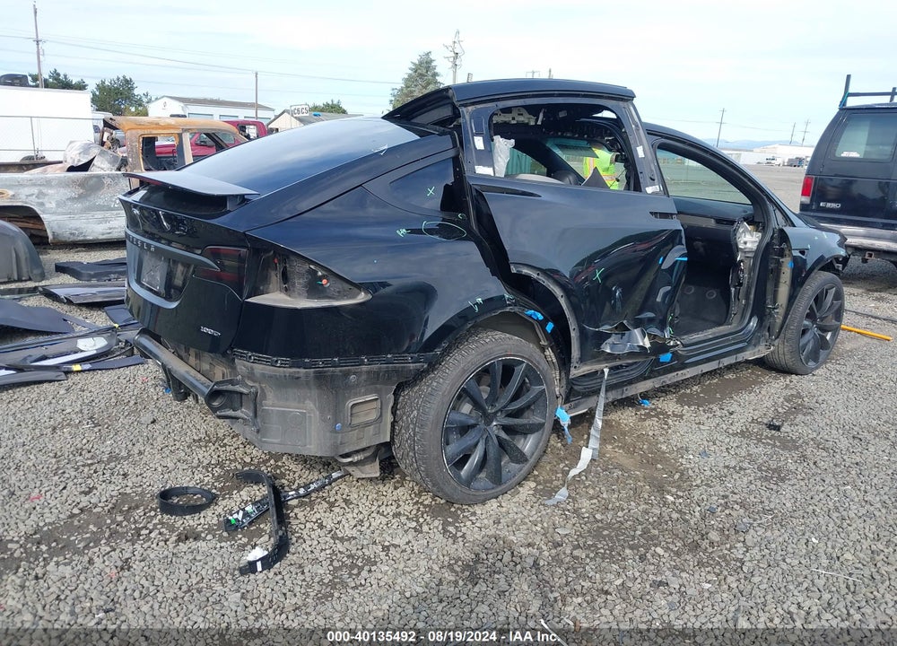 2018 TESLA MODEL X 100D/75D/P100D VIN: 5YJXCBE2XJF103618
