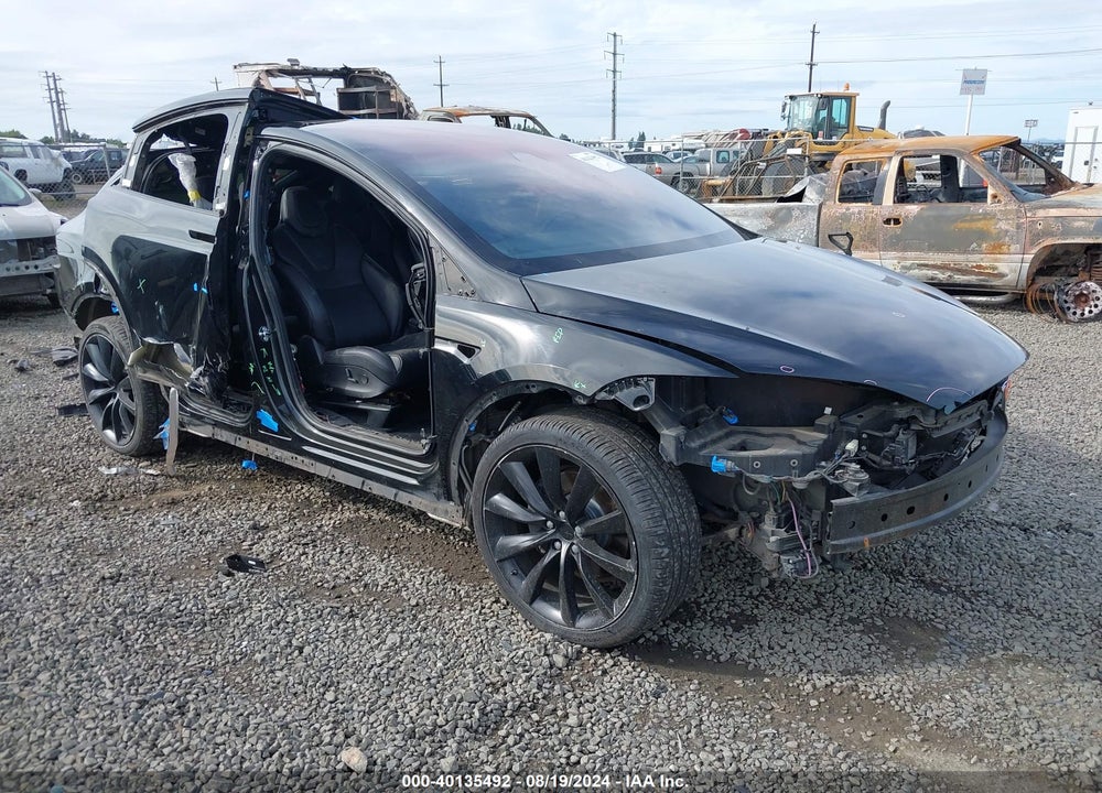 2018 TESLA MODEL X 100D/75D/P100D VIN: 5YJXCBE2XJF103618