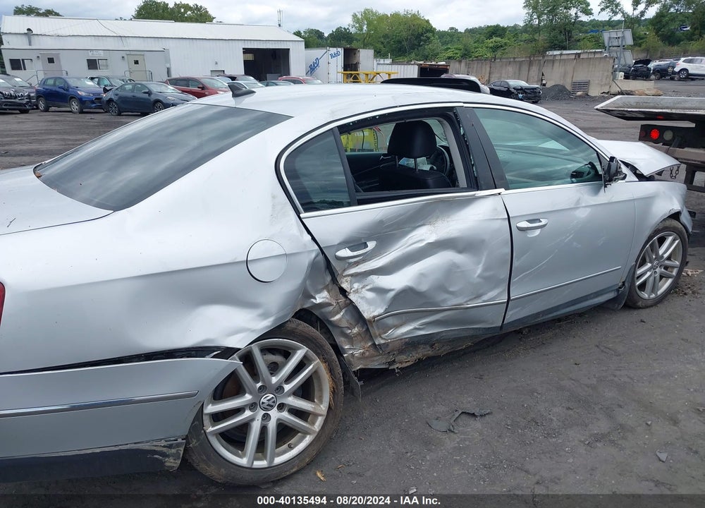 2008 VOLKSWAGEN PASSAT LUX VIN: WVWEK73C78E159983