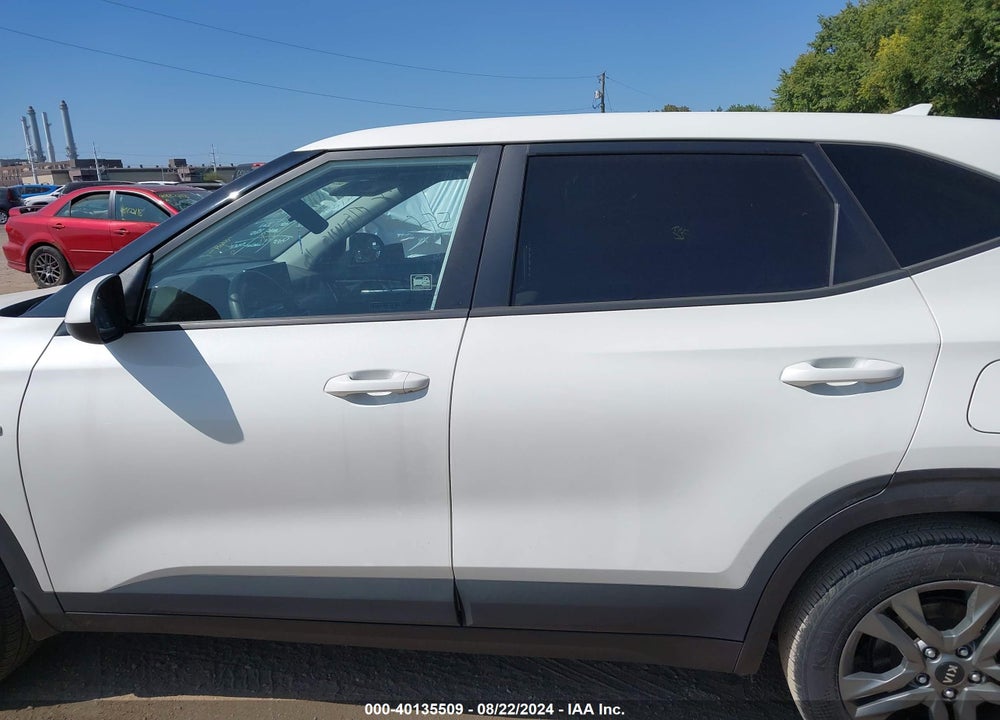 2021 KIA SELTOS LX VIN: KNDEPCAA1M7116251
