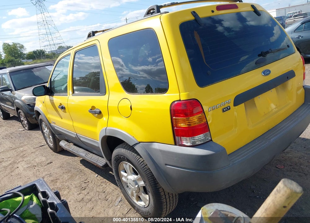 2001 FORD ESCAPE XLT VIN: 1FMYU031X1KE96910