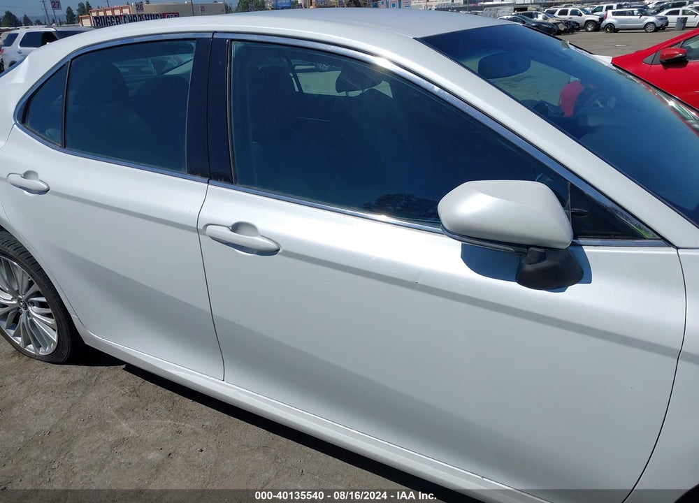 2018 TOYOTA CAMRY HYBRID XLE VIN: 4T1B21HK5JU005960