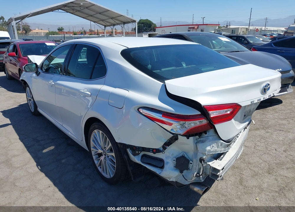 2018 TOYOTA CAMRY HYBRID XLE VIN: 4T1B21HK5JU005960