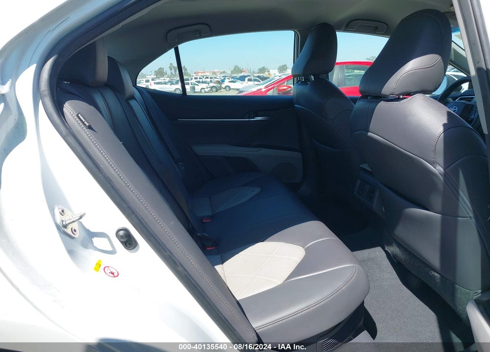 2018 TOYOTA CAMRY HYBRID XLE VIN: 4T1B21HK5JU005960