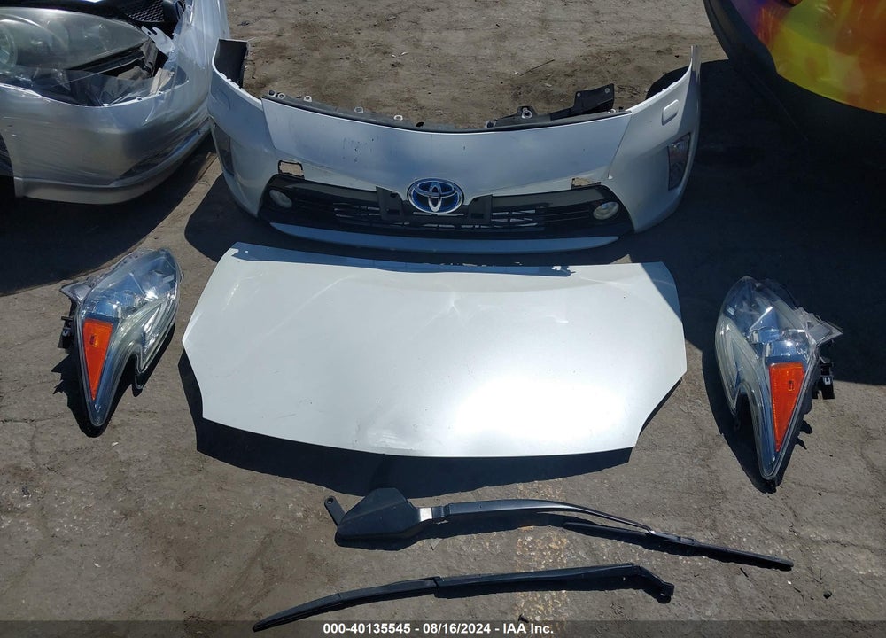 2015 TOYOTA PRIUS FIVE VIN: JTDKN3DUXF0400083