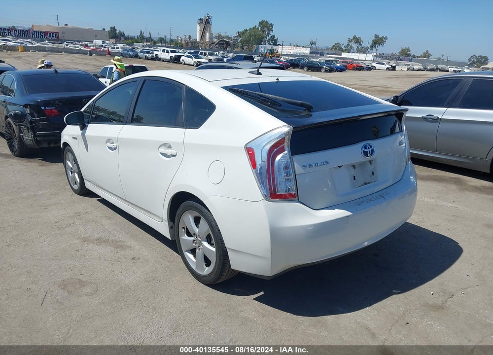 2015 TOYOTA PRIUS FIVE VIN: JTDKN3DUXF0400083