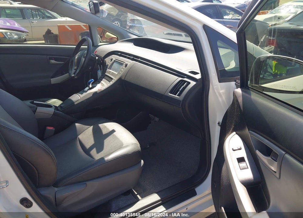 2015 TOYOTA PRIUS FIVE VIN: JTDKN3DUXF0400083