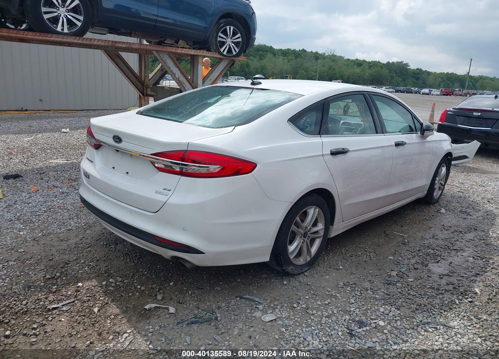 2018 FORD FUSION VIN: 3FA6P0HD0JR221926