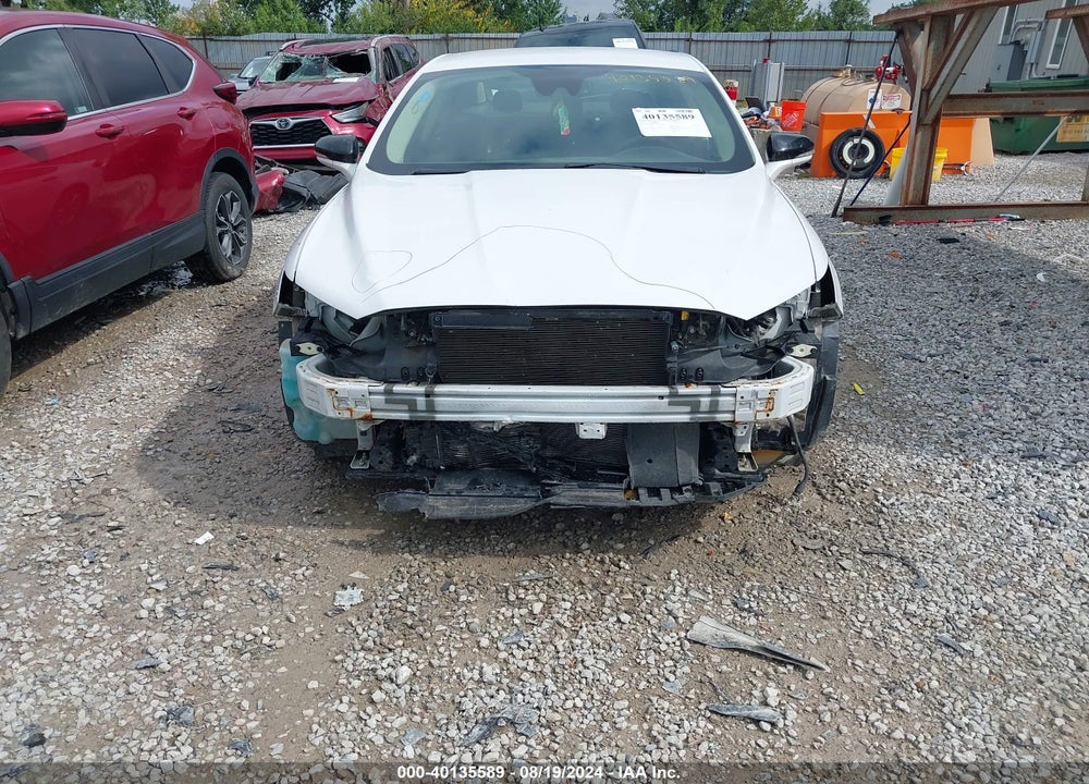 2018 FORD FUSION VIN: 3FA6P0HD0JR221926