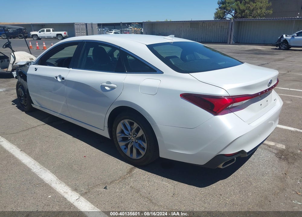 2022 TOYOTA AVALON XLE VIN: 4T1JZ1FB5NU076933