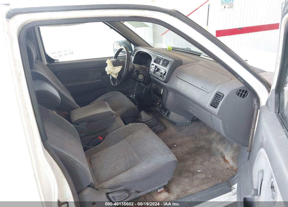 1999 NISSAN FRONTIER SE/XE VIN: 1N6DD26S6XC327650