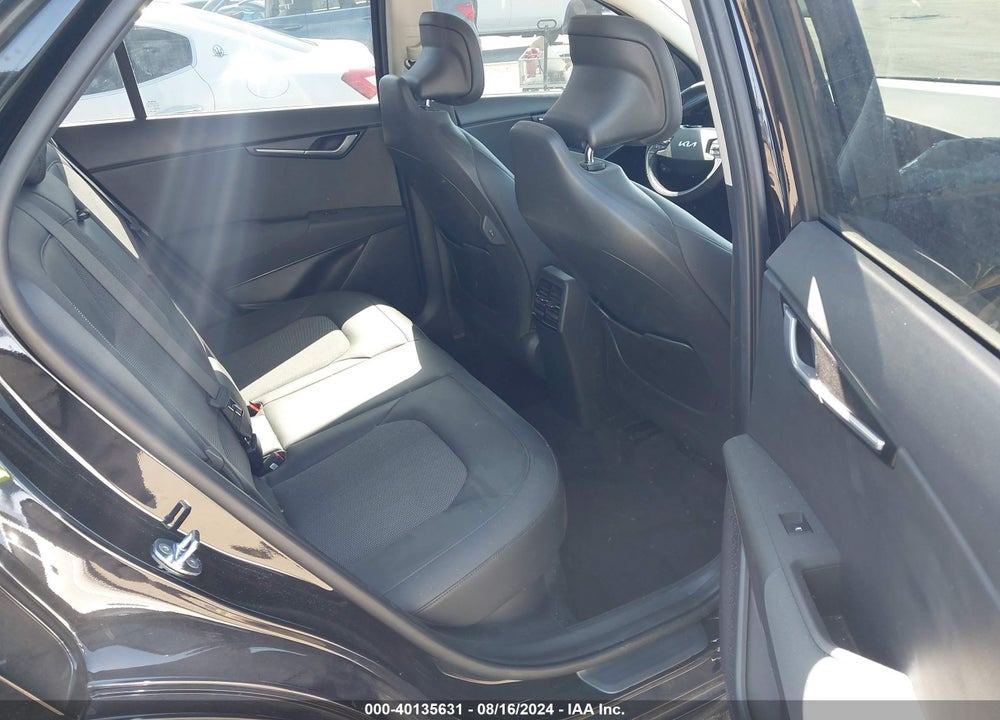 2023 KIA NIRO EX TOURING VIN: KNDCR3LE7P5035160