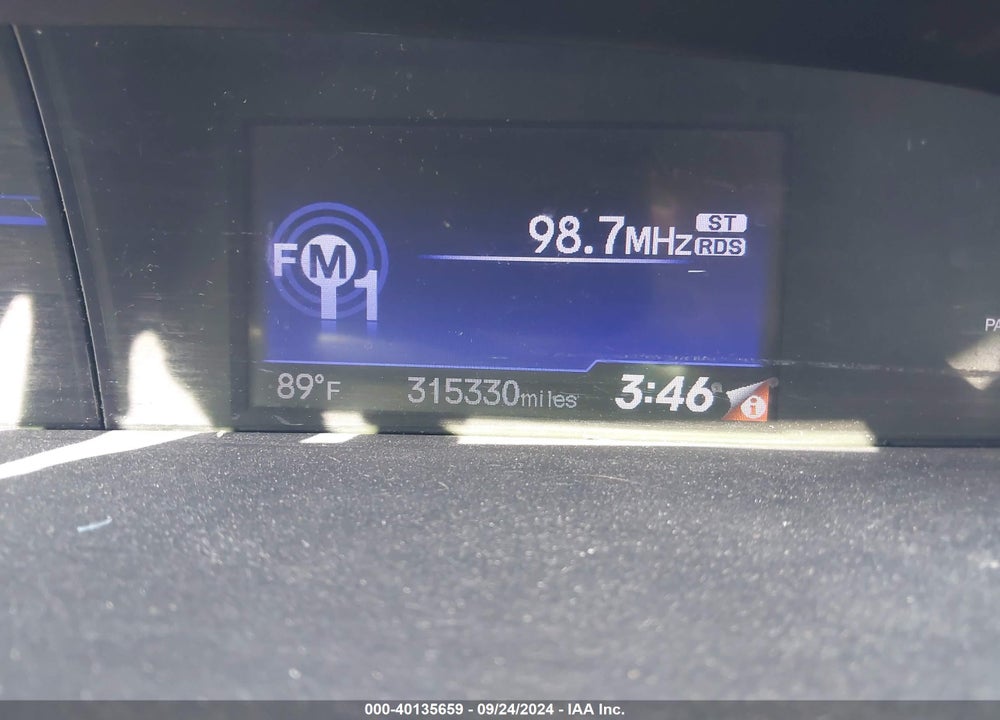 2015 HONDA CIVIC LX VIN: 19XFB2F56FE059900