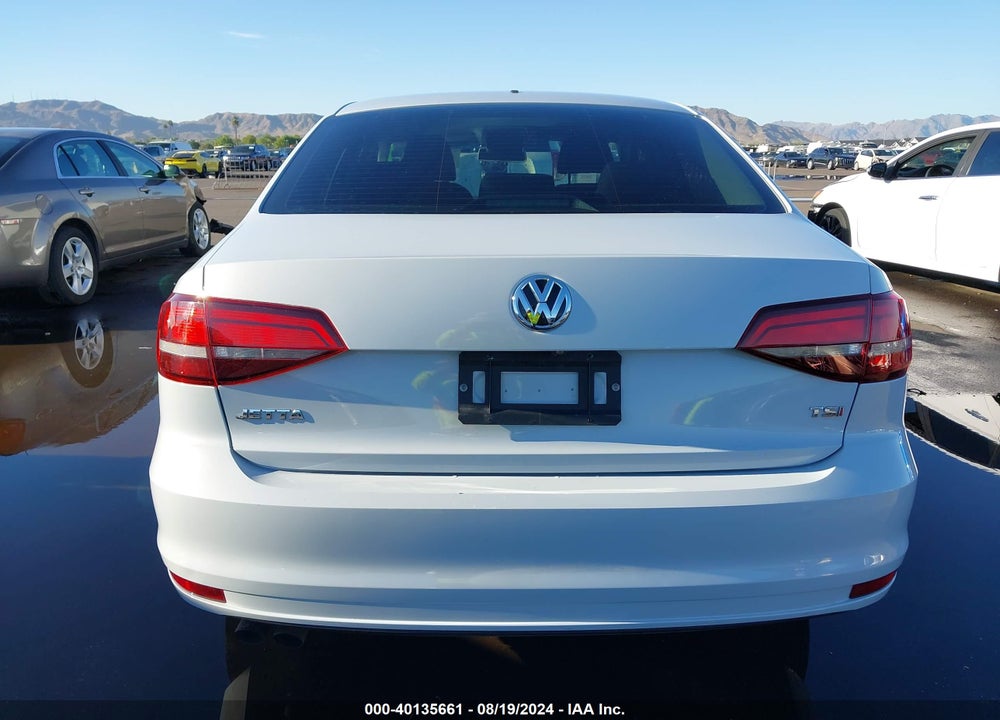 2017 VOLKSWAGEN JETTA 1.4T S VIN: 3VW2B7AJ5HM393504