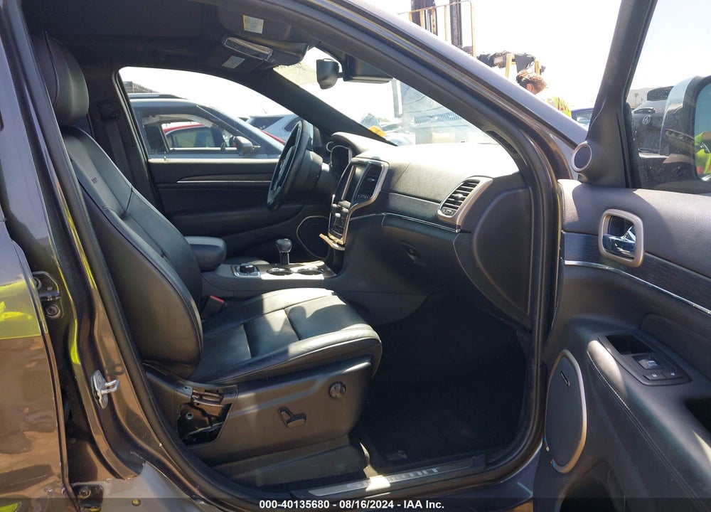 2015 JEEP GRAND CHEROKEE SUMMIT VIN: 1C4RJFJG0FC884788