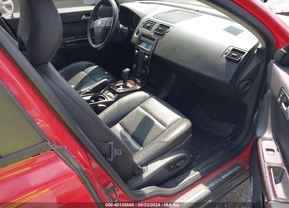 2004 VOLVO S40 T5 VIN: YV1MS682142023215
