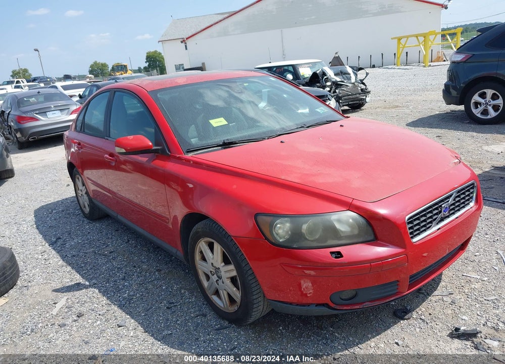 2004 VOLVO S40 T5 VIN: YV1MS682142023215