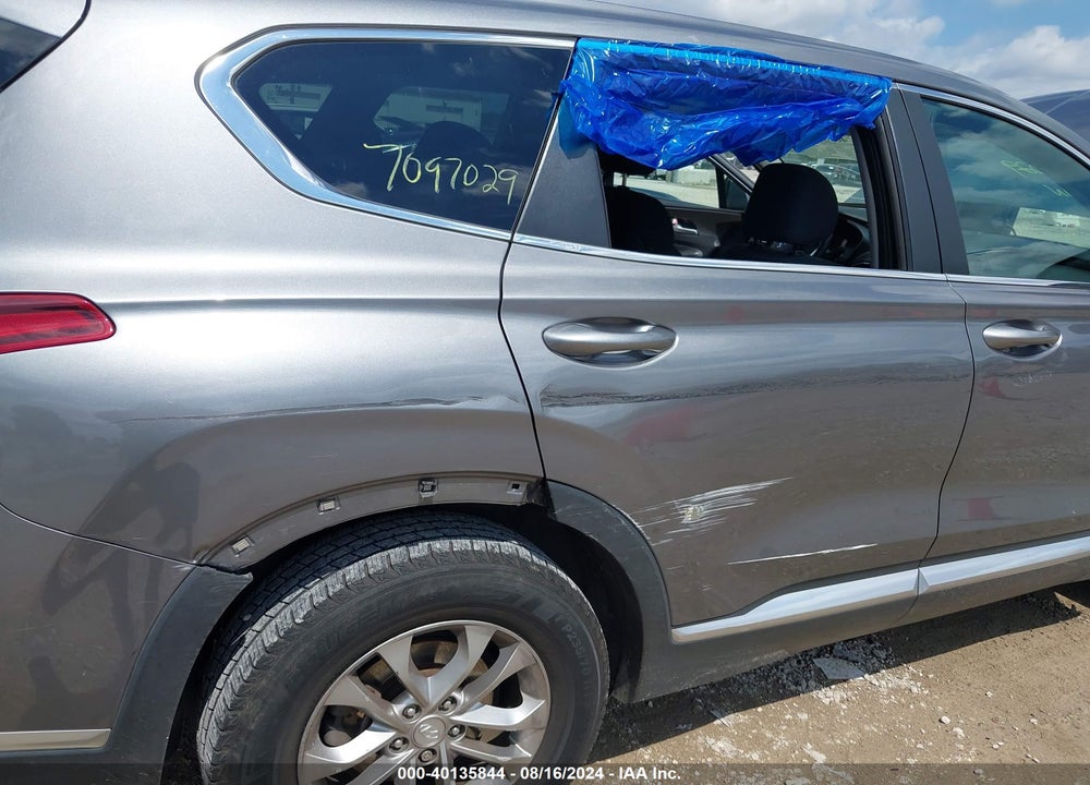 2019 HYUNDAI SANTA FE SE VIN: 5NMS23AD1KH001957